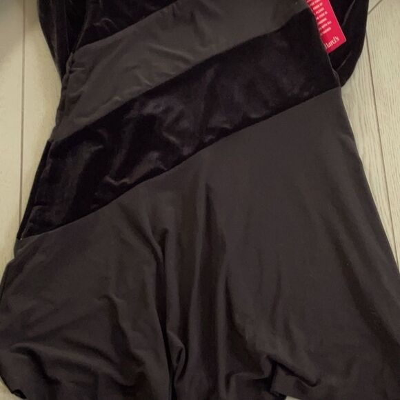 RALPH LAUREN NWT VELVET V NECK LONG SLEEVE A LINE DRESS BLACK SIZE 2 - Picture 11 of 13